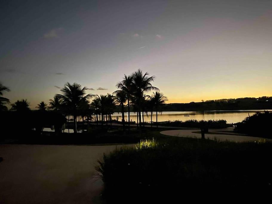 Riviera Santa Cristina XIII 05 Suites Palmeiras  ภายนอก รูปภาพ